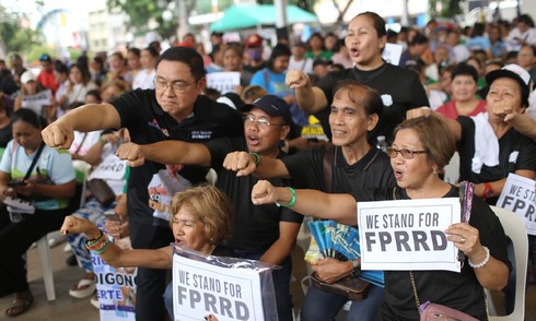 Người Philippines vui, buồn khi ông Duterte bị bắt