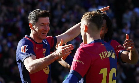 Barca có 20 trận ghi bốn bàn