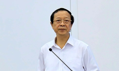 'Không khuyến khích giáo viên dạy thêm miễn phí'