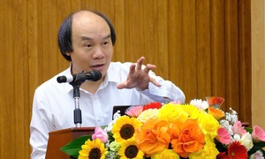 Giáo sư Toán học: Không nên thi lớp 10 chỉ Toán, Văn, Anh