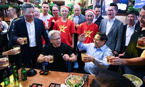 Việt Nam nghiên cứu miễn thị thực cho tỷ phú và người nổi tiếng