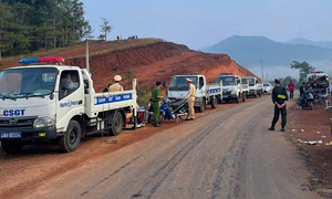 78 người bị phạt vì gây mất trật tự khi đi 'săn mây' ở đồi thông