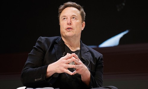 'Elon Musk muốn trả 15 triệu USD để giữ bí mật chuyện có con'