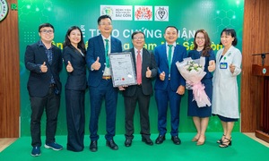 Bệnh viện Răng Hàm Mặt Sài Gòn đạt chứng nhận ISO 9001:2015 của Anh