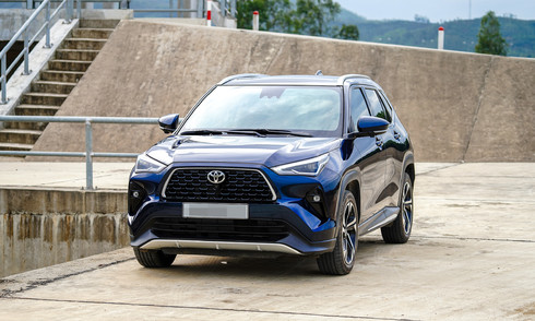 Yaris Cross bán chạy nhất phân khúc tháng 3