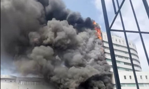 Cháy ở tòa nhà trung tâm Hà Nội