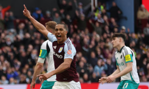 Aston Villa nhấn chìm Newcastle