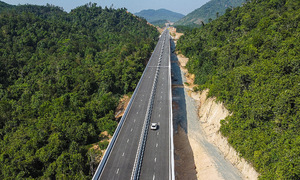 Hình dáng cao tốc Vân Phong - Nha Trang đưa vào khai thác