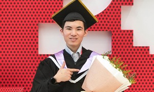 Từ công nhân ở trại nuôi gà đến sinh viên đại học quốc tế