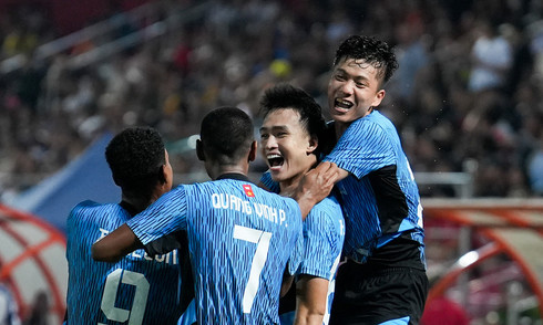 Tiền đạo bất đắc dĩ đưa Công an Hà Nội vào bán kết Cup Quốc gia