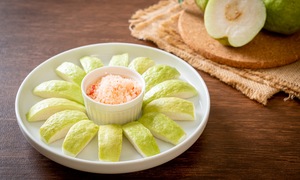 Mắc sốt xuất huyết có ăn được ổi không?