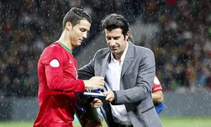 Figo: 'Ronaldo sẽ ghi bàn ở World Cup 2026'