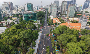 Vé máy bay và khách sạn TP HCM một tuần trước lễ 30/4 thế nào?