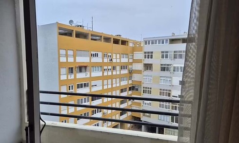 Khách tức giận vì đặt phòng hướng biển mà 'không thấy biển đâu'