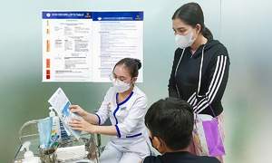 Tiêm vaccine phòng sốt xuất huyết trước mùa mưa