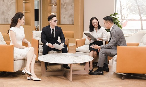 Techcombank nhận giải 'Ngân hàng tốt nhất Việt Nam' hai năm liên tiếp