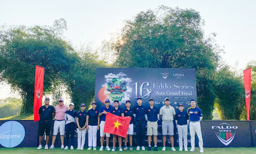 Golfer 15 tuổi dẫn đầu Faldo Series Asia 2025