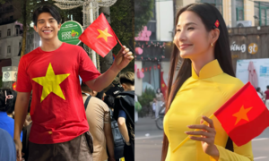 Dàn sao cổ vũ lực lượng quân đội hợp luyện diễu binh
