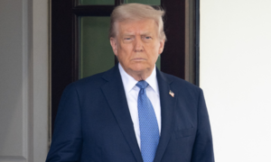 Tổng thống Trump: Crimea sẽ ở lại với Nga