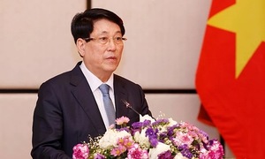 Chủ tịch nước: Cộng đồng người Việt tại Lào là cầu nối vun đắp quan hệ hai nước