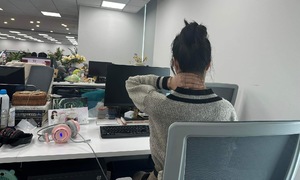Những thói quen gây hại xương khớp nên từ bỏ