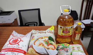 Cảnh sát phát hiện hơn 71.000 lít dầu ăn, 40 tấn mì chính giả