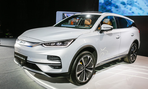 BYD Sealion 8 - SUV điện cỡ D giá gần 1,57 tỷ đồng