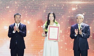 Văn Phú - Invest vào top 10 chủ đầu tư bất động sản uy tín