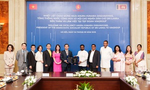Tổng thống Sri Lanka đề nghị Vingroup đầu tư bất động sản và du lịch