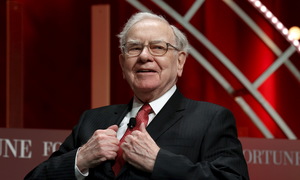 Warren Buffett vẫn làm Chủ tịch Berkshire Hathaway