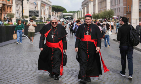 Vatican cắt sóng điện thoại trong thời gian Mật nghị Hồng y