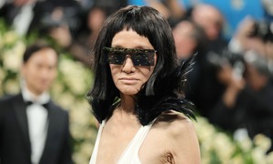 Vera Wang diện đầm cắt ở Met Gala