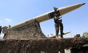 Houthi sẽ tiếp tục tấn công tàu Israel dù ngừng bắn với Mỹ