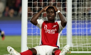 Cựu hậu vệ Arsenal: 'Saka sẽ mất ngủ vài đêm'