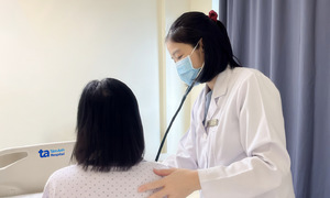 Vi khuẩn 'ăn' thủng van tim người phụ nữ