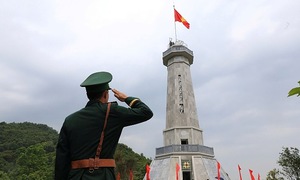 Nam A Bank đồng hành cùng Lễ thượng cờ tại A Pa Chải