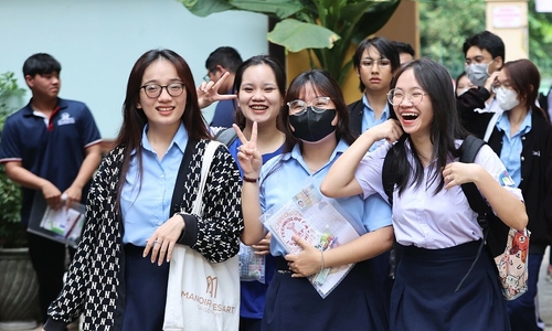 Học sinh TP HCM chọn môn thi tốt nghiệp ngược chiều cả nước