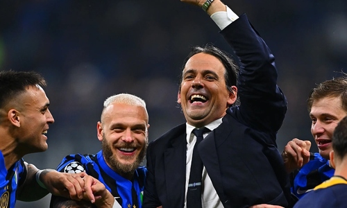 Simone Inzaghi - người dìu Inter qua giông bão