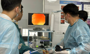 Ăn uống thiếu lành mạnh, ít vận động khiến ung thư đại tràng trẻ hóa