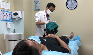 Dấu hiệu cảnh báo nhiễm trùng sau tiêm khớp