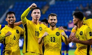 Malaysia gọi 38 cầu thủ chờ đấu Việt Nam