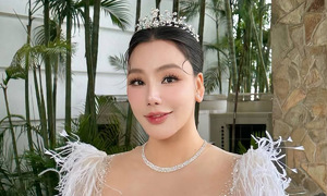 Hồ Quỳnh Hương công khai con ở lễ cưới