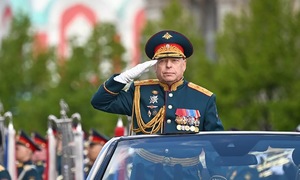 Ông Putin miễn nhiệm tư lệnh lục quân