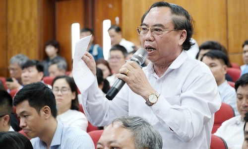 Đại học tuyển hơn 550.000 sinh viên một năm là 'bất hợp lý'