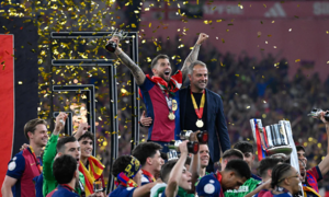 Flick và chiến dịch trẻ hóa biến Barca thành nhà vô địch