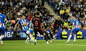 Barca vô địch La Liga sớm hai vòng