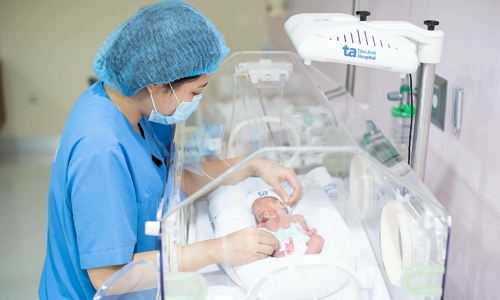 Những bệnh lý khiến trẻ sơ sinh thở khò khè