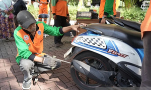 Các nước trên thế giới quy định khí thải xe máy thế nào?