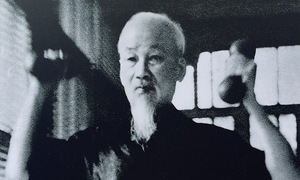 Ảnh sinh hoạt đời thường của Chủ tịch Hồ Chí Minh