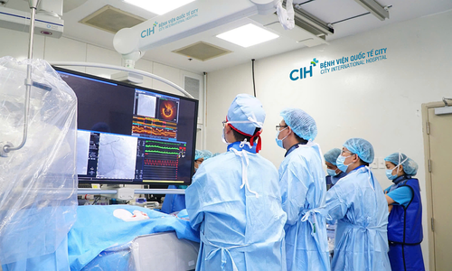 Bệnh viện quốc tế City cứu bệnh nhân 43 tuổi bị ngừng tim